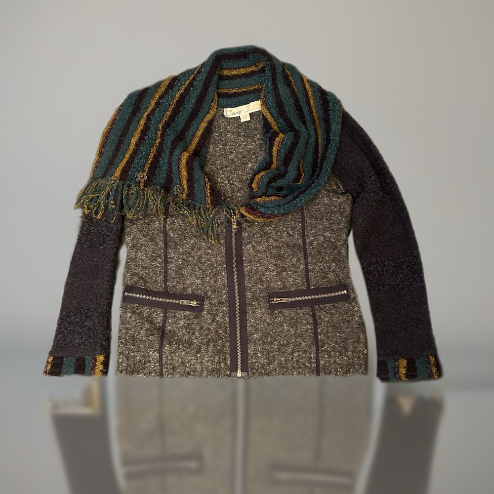 Curio wool sweater size small
